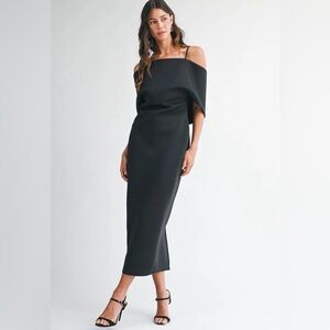 Mable Off-Shoulder Black Scuba Midi Dress